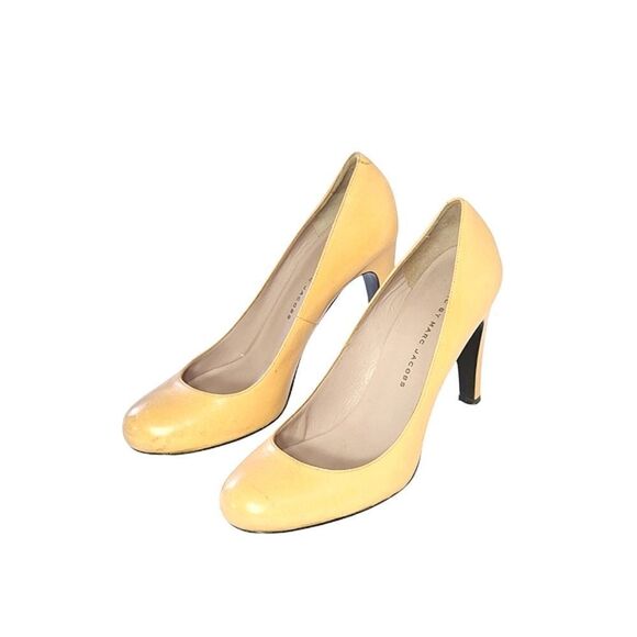 Marc Jacobs  - Picture 2 of 7